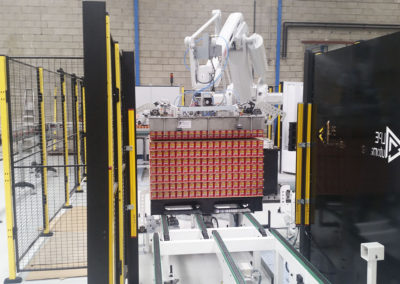 Célula robotizada en producción